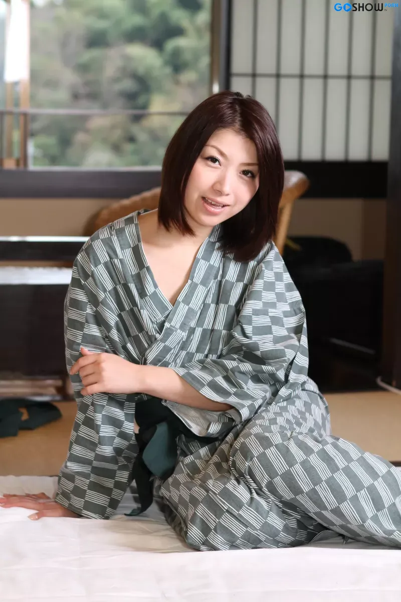 XXX Japan Porn Japanese Porn - Playing with Soles from Behind and Teasing Tits - Photo of the Day!